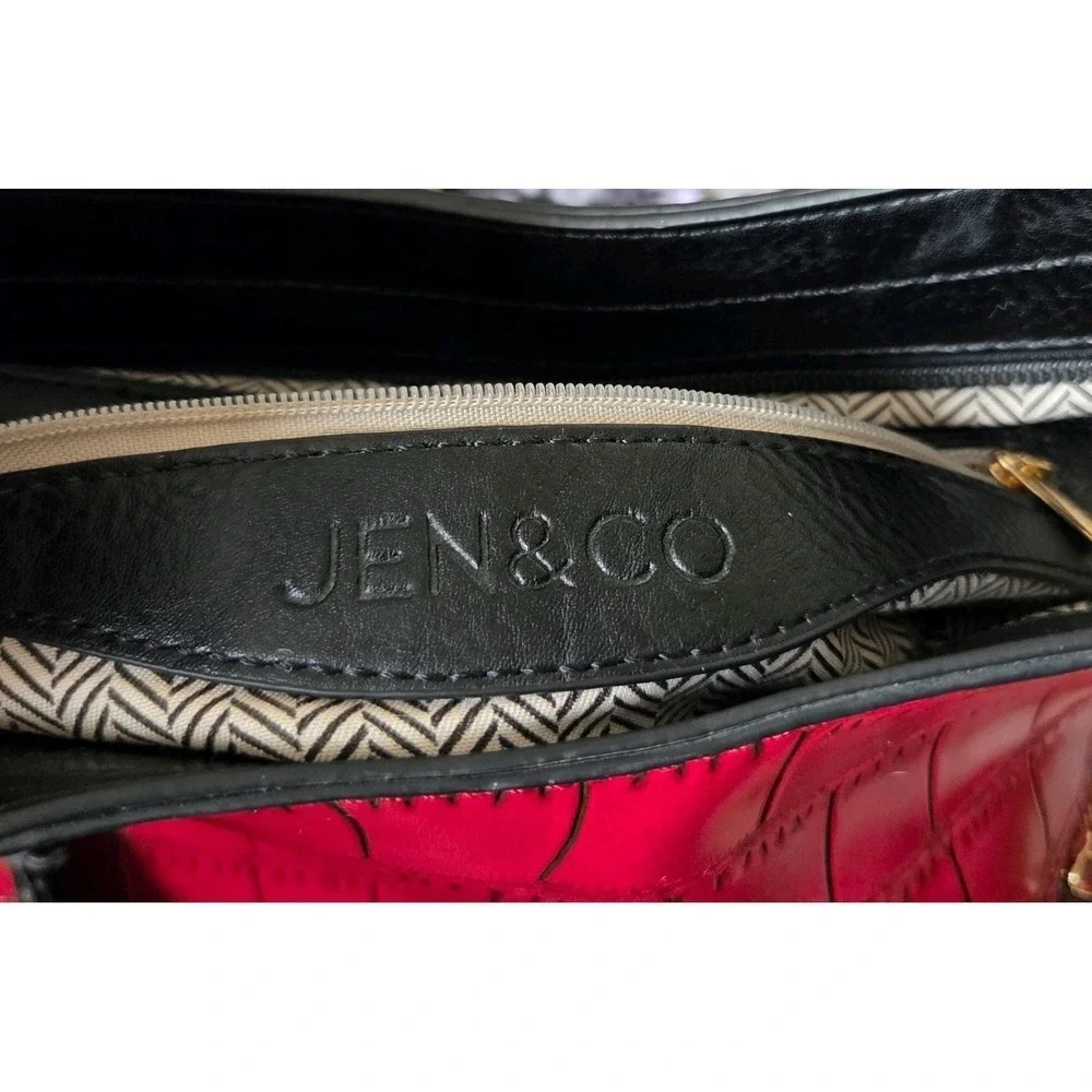 JEN & CO. (Rochelle) Vegan Leather Hobo Bag Red/Black W/Gold Hardware ~ EUC ~